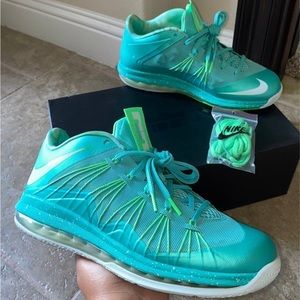 LIKE NEW! Nike Air Max Lebron X Low Easter Size 10